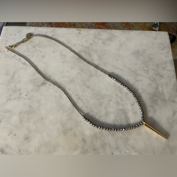 Statement Necklace - Fashion Jewelry - Picture 4 of 4